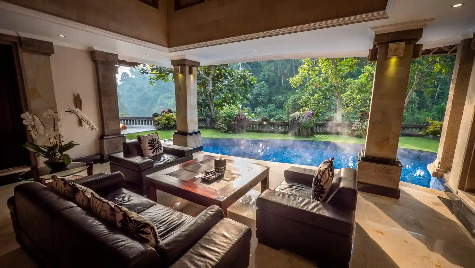 Viceroy Villa living room