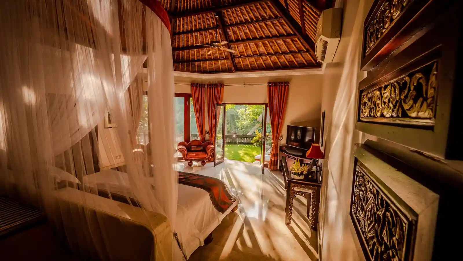 Viceroy villa second bedroom looking to garden